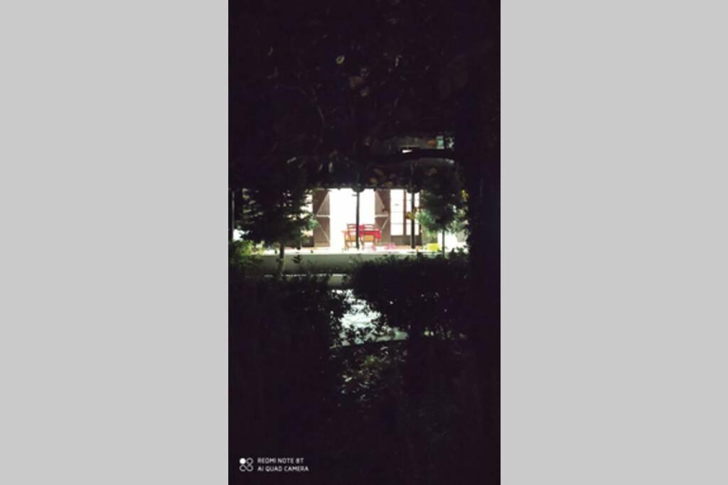 Vila Αρχοντικο Στουσ Προποδεσ Του Ορουσ Διρφυσ Loutsa  Exteriér fotografie