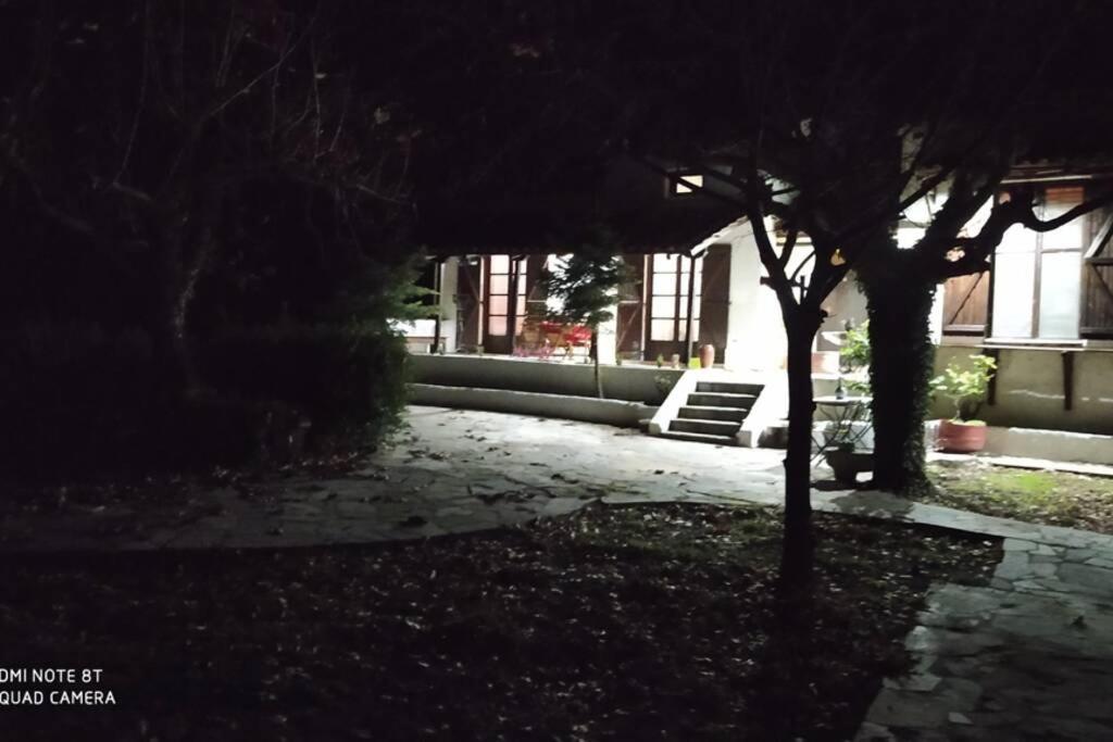 Vila Αρχοντικο Στουσ Προποδεσ Του Ορουσ Διρφυσ Loutsa  Exteriér fotografie