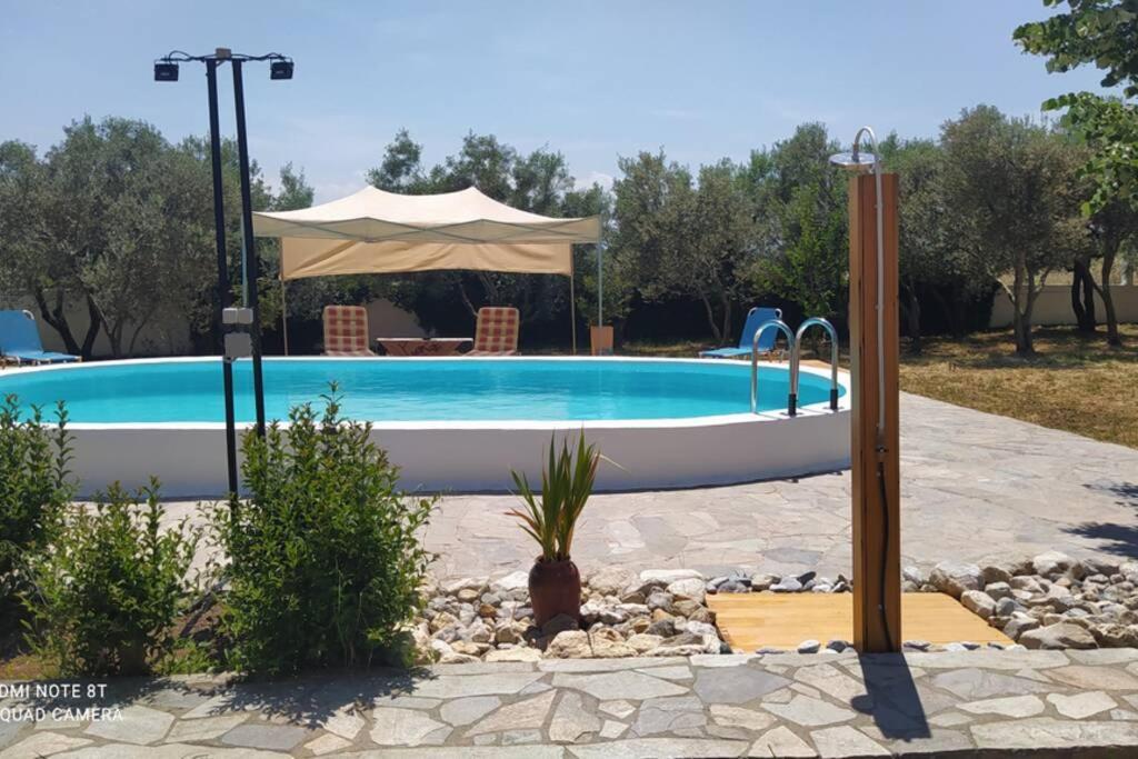 Vila Αρχοντικο Στουσ Προποδεσ Του Ορουσ Διρφυσ Loutsa  Exteriér fotografie